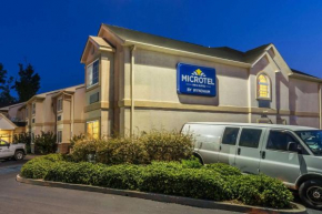 Гостиница Microtel Inn & Suites by Wyndham Auburn  Оберн